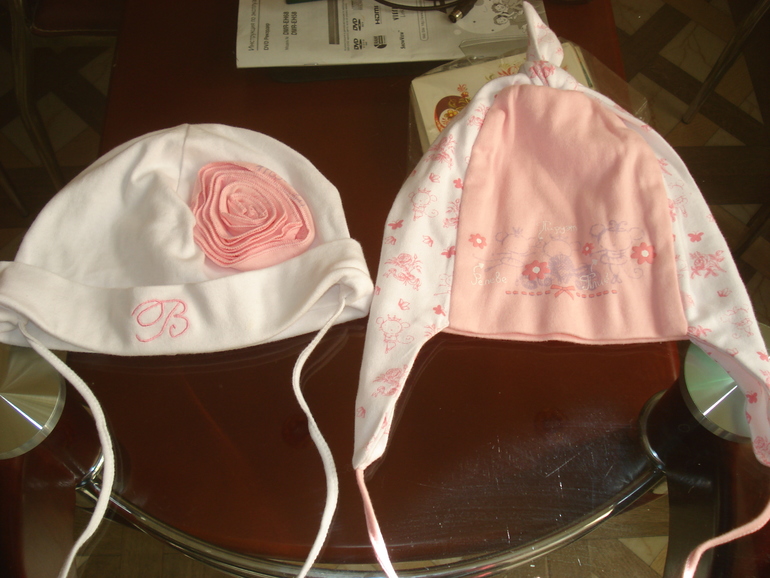 Шапочки размер 44-46