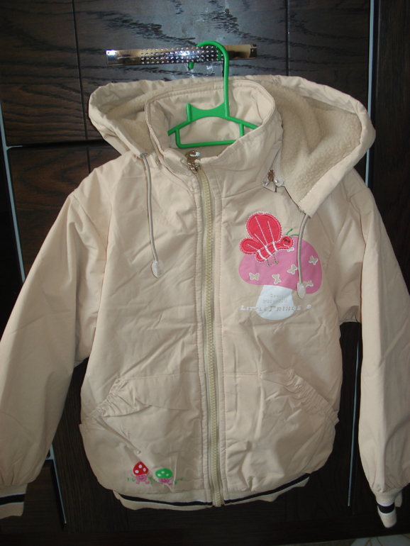 Много верхней одежды для девочки 80см,86см,(86+6),92+