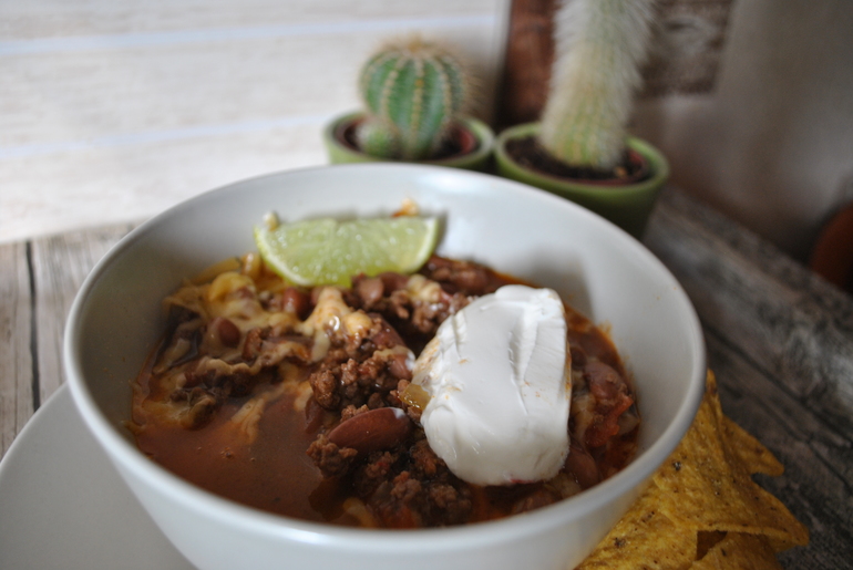 Чили кон Карне (исп. Chili con Carne)