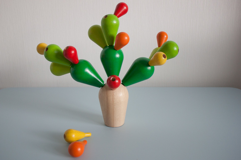 Наши игрушки в 1 год и 4 месяца