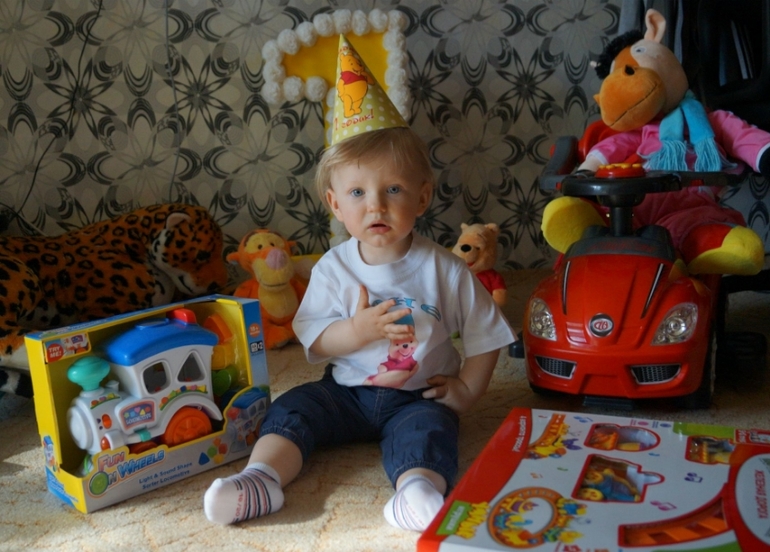 Владюшке 1 год!!!)