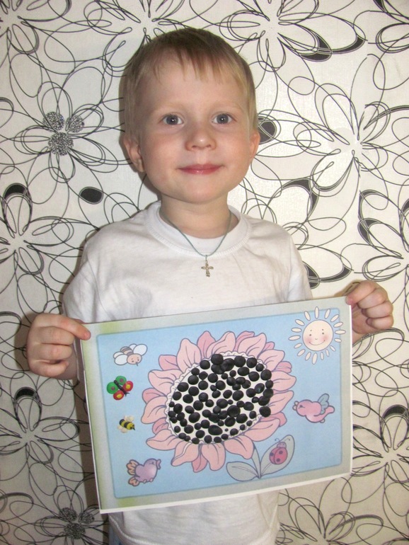 Наши чудо-аппликации из пластилинчика