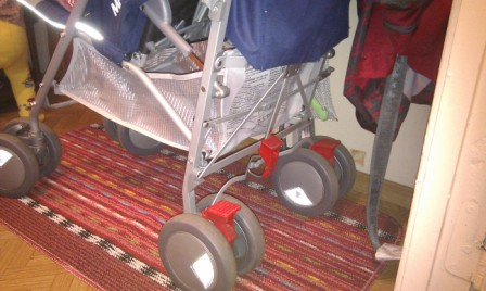 Продам колясочку Maclaren Techno XT 2013 года, цена 11 000 руб.