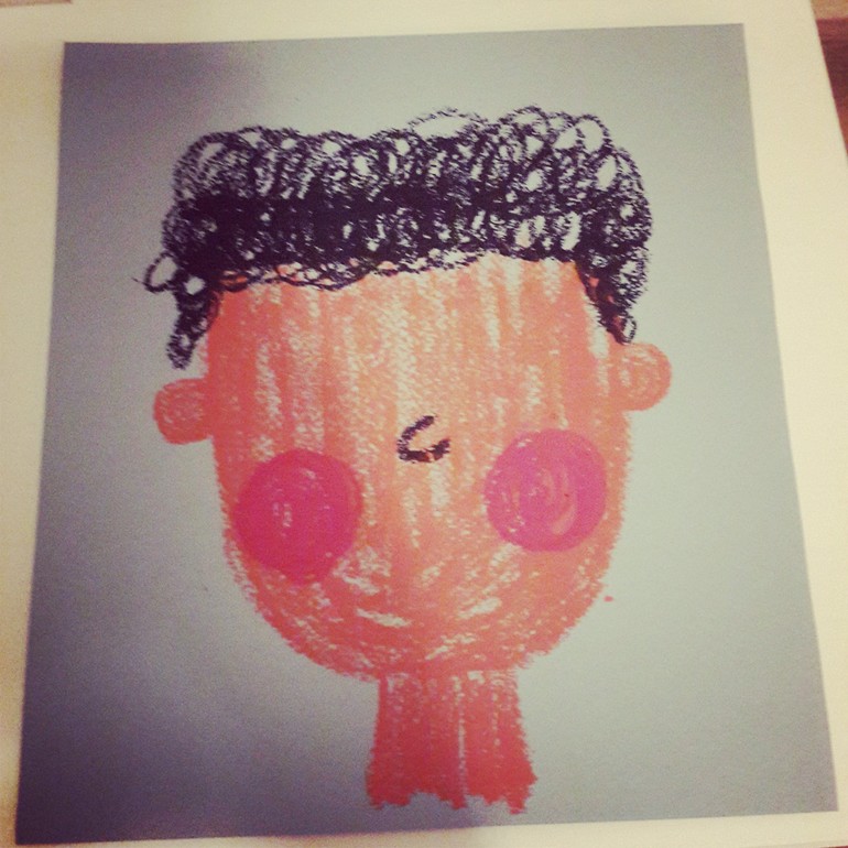 совместное творчество. мама рисует Кирюша клеет.