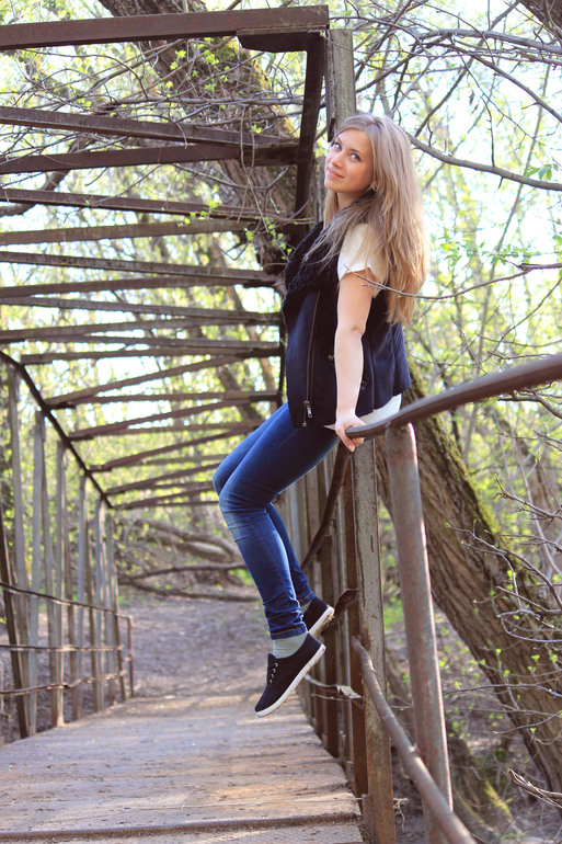 ddf872f713c111f10f0918bd58852cb9.jpg