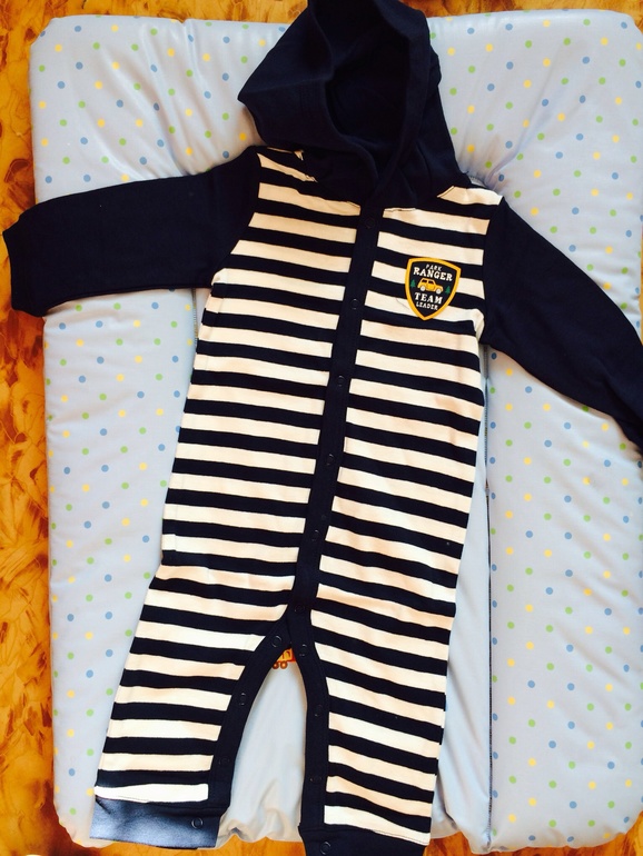 Одежда на мальчика( Картерс, ош кош))хваст!