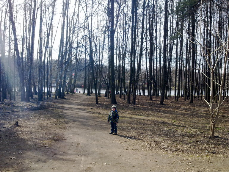 У Петруши мамин день