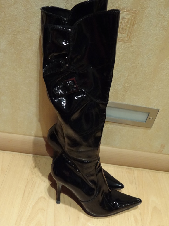 Генеральная уборка!!! Сабо, туфли, ботильоны, сапоги, кроссовки...У меня 37,5, ношу 38р-р