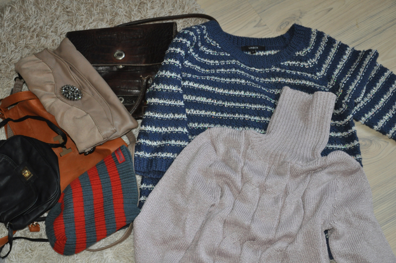 Отдам даром. Игрушки, вещи, детскую одежду.