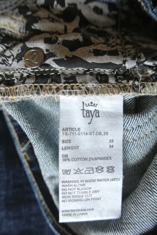 Продам джинсы фирмы Taya