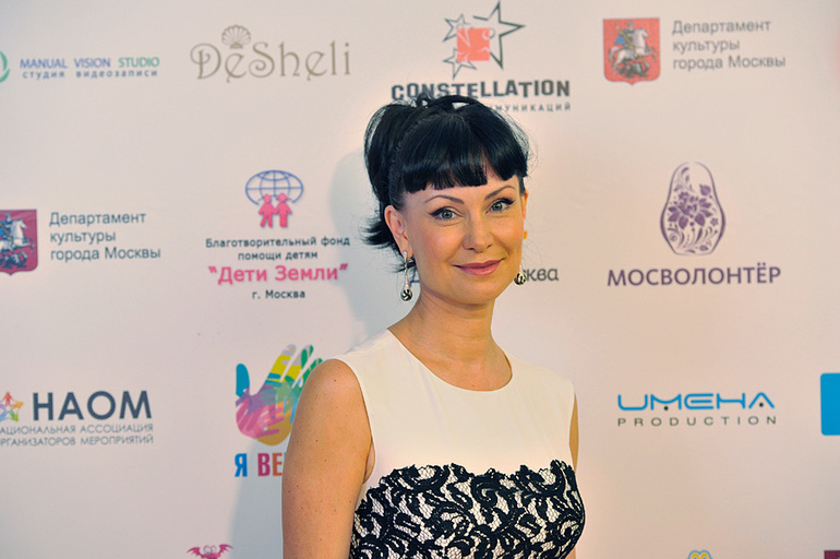 Desheli помогает детям!