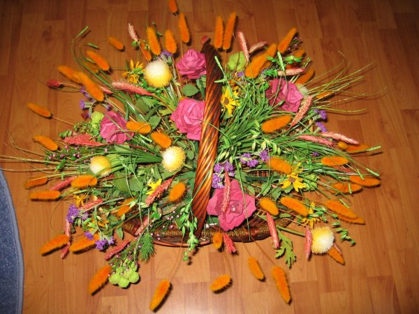 Обучение Флористики.На дому.А так же заказы к ПРАЗДНИКУ!