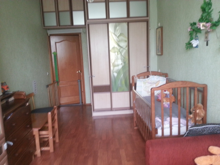 помогите сделать комнату более уютной