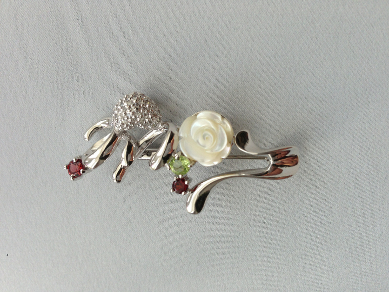 Украшения из серебра 925 пробы