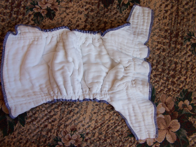 Продаю разные подгузники