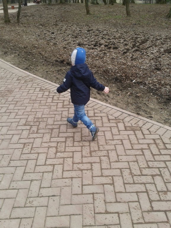 Нам 2 года и 10 месяцев