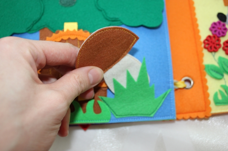 Развивающая книжка.