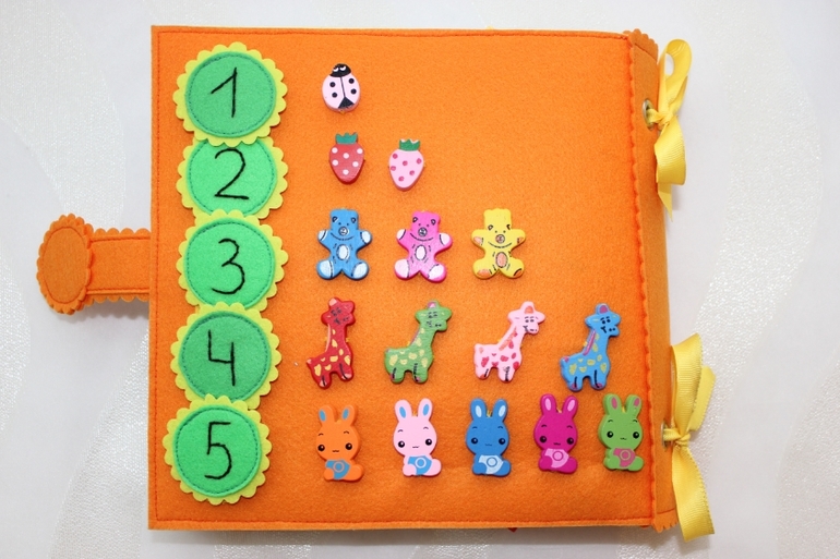 Развивающая книжка.