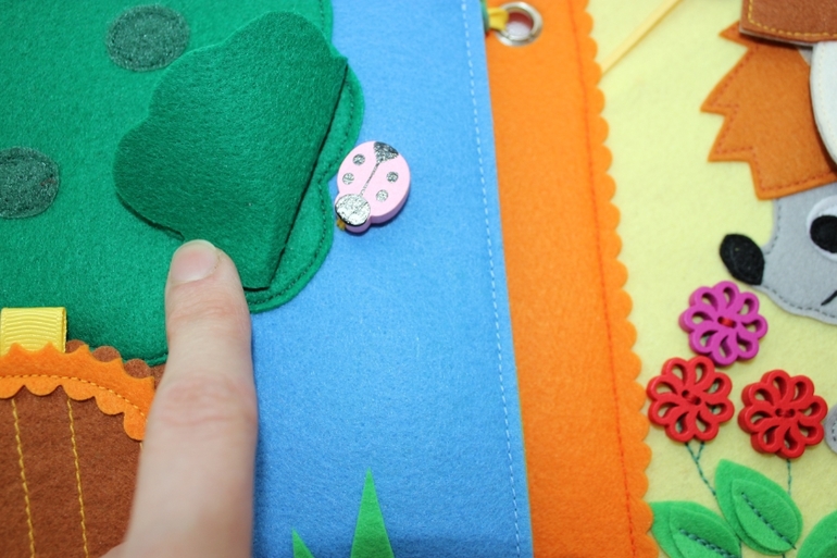 Развивающая книжка.