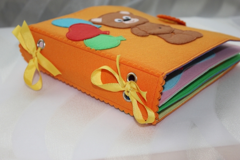 Развивающая книжка.