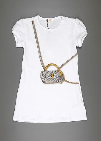 Большая распродажа детской одежды.