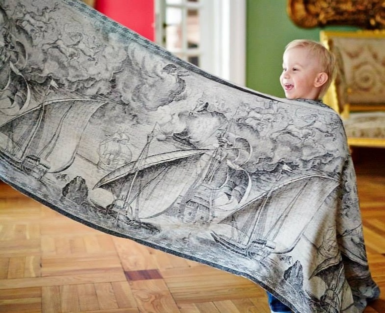 Коротыш и шейный шарф