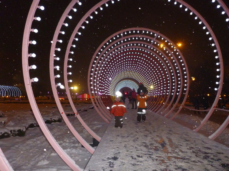 Наконец то мы выехали в парк))))