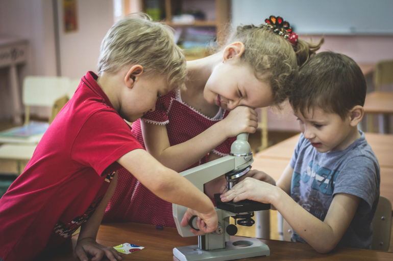 Про микроскоп....