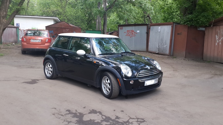 Мини купер, продаем хорошего друга