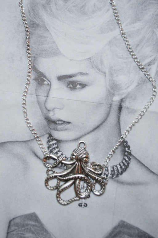 Еще кое что из бижутерии..