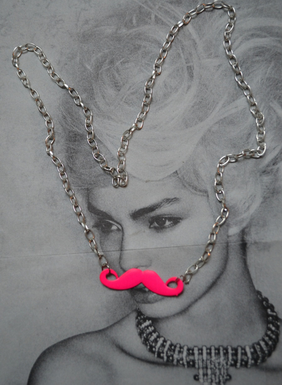 Еще кое что из бижутерии..