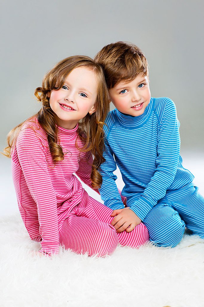 Помогите подобрать имя для мальчика - двойняшки.