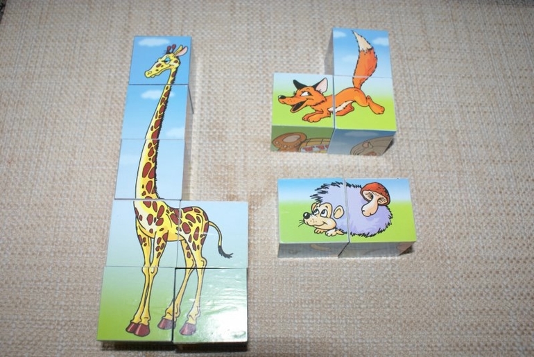 Рекомендую очень интересные  кубики от Производителя Десятое королевство всего за 93р.))))