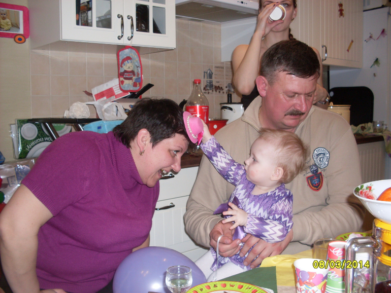 Вот и мы отметили годовасие Ксюнечки...