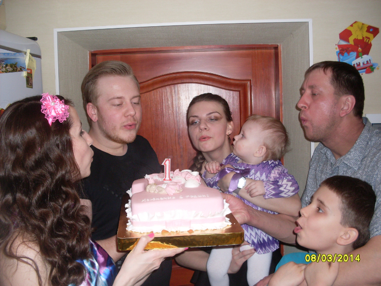 Вот и мы отметили годовасие Ксюнечки...