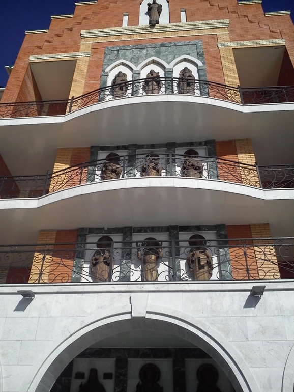 Экскурсия по городу или наконец выбрались на прогулку))) Набережная.