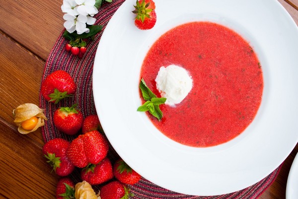 Томатно-клубничный гаспачо