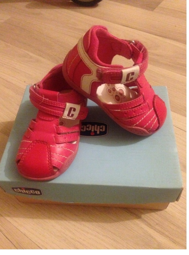 Сандалии Chicco 20 размер.