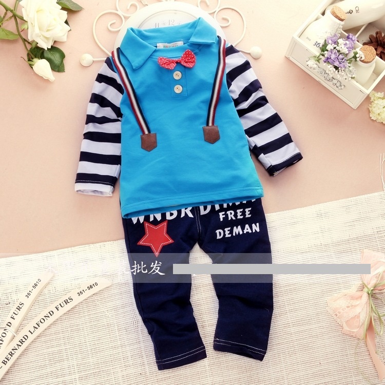 Костюм-двойка (1-2-3-4 года). Цена: 690 руб.