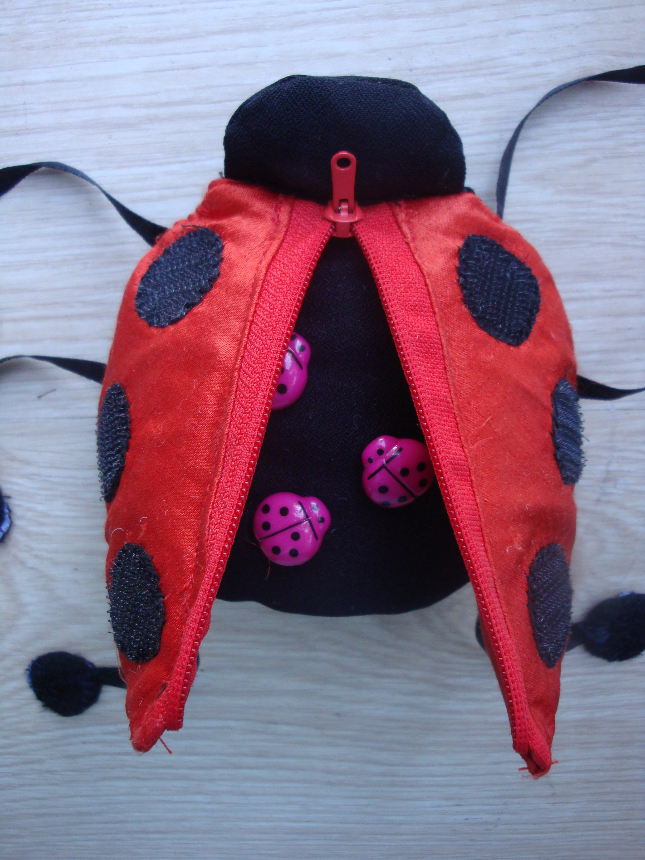 МК развивающей игрушки "Божья коровка" (ооочень много фото!)