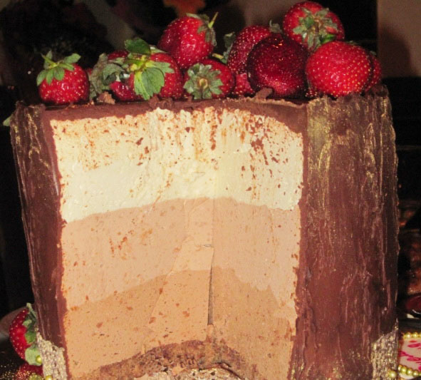 Клубника с золотом