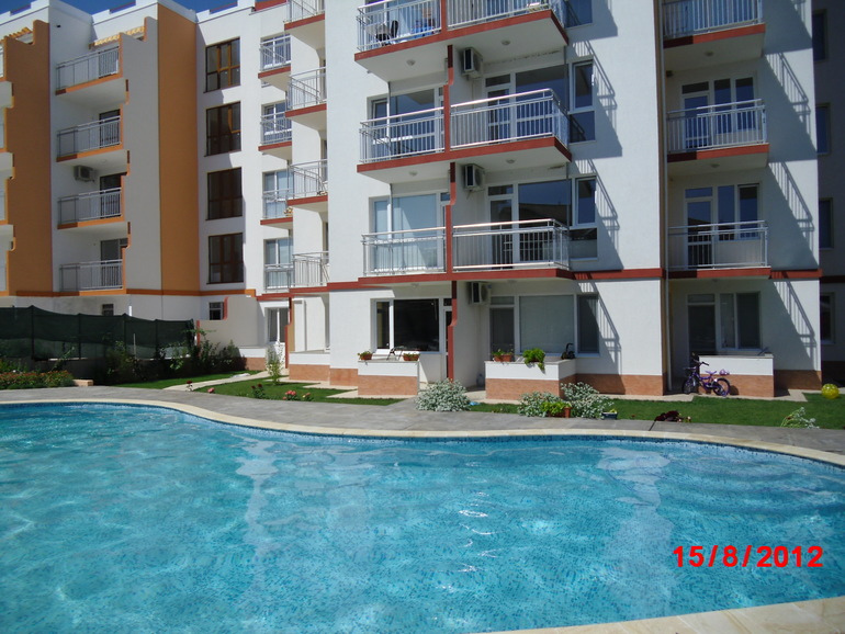 Сдам 2 ком.квартиру в Кранево,2 км.от Албены