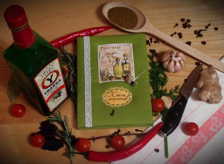 Кулинарные блокноты или  книги для записи рецептов.