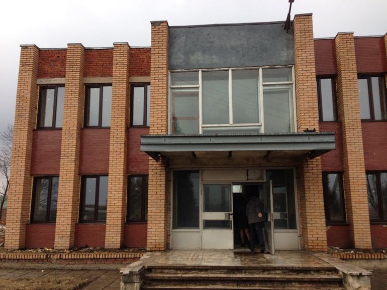 Лёгким движением руки завод превращается...