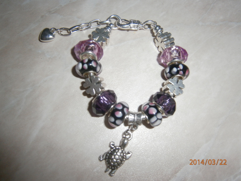 Браслеты в стиле PANDORA для маленьких принцесс.