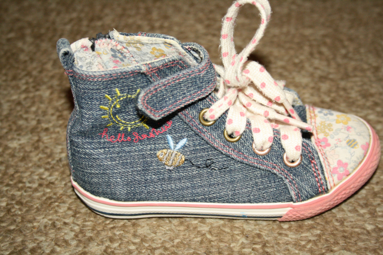 Обувь для девочки 3-4 года. Adidas, Next. ЮЗАО, почта