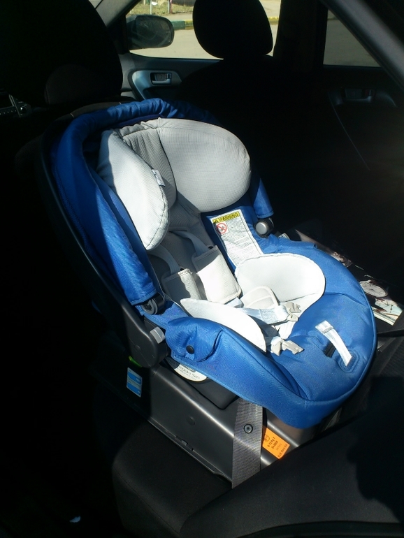 Продаю коляску и Автокресло 0+ Peg Perego