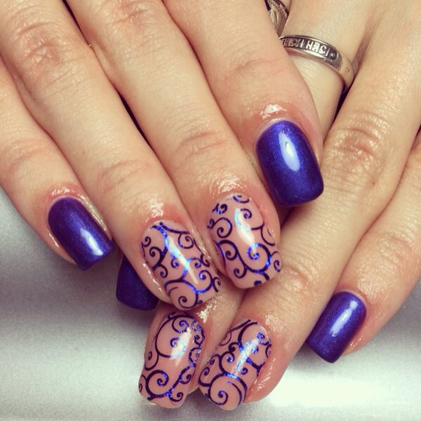 Маникюр с покрытием Shellac.