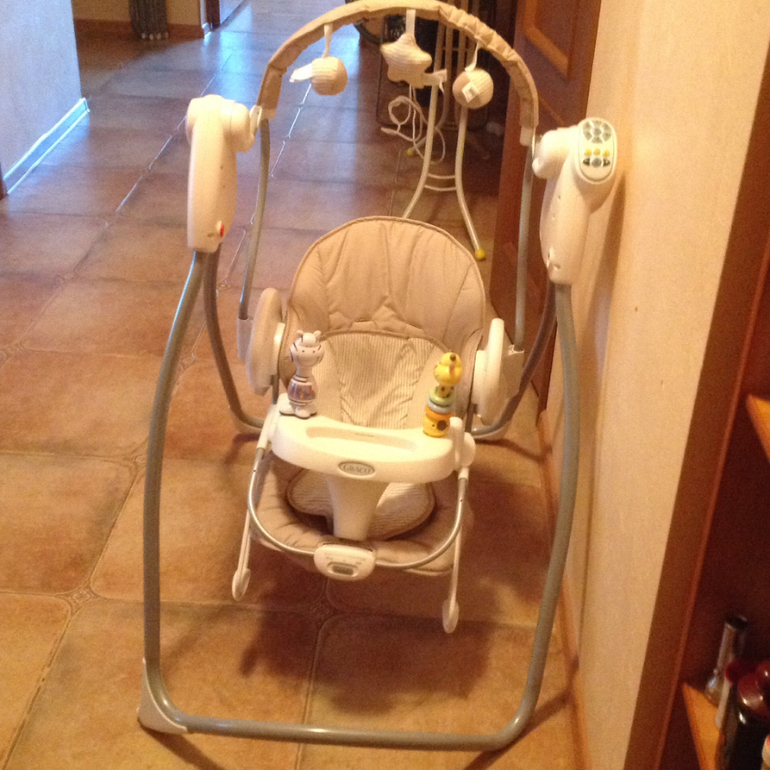Продаю качели Graco Swing Bounce 3000 тыс.