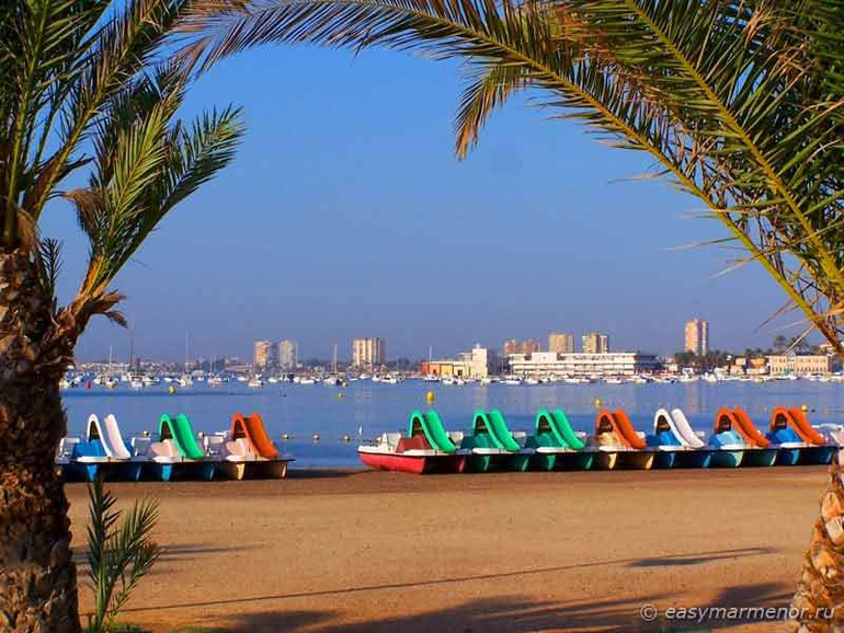 Лучшее место для отдыха с детьми - Испания, маленькое море.